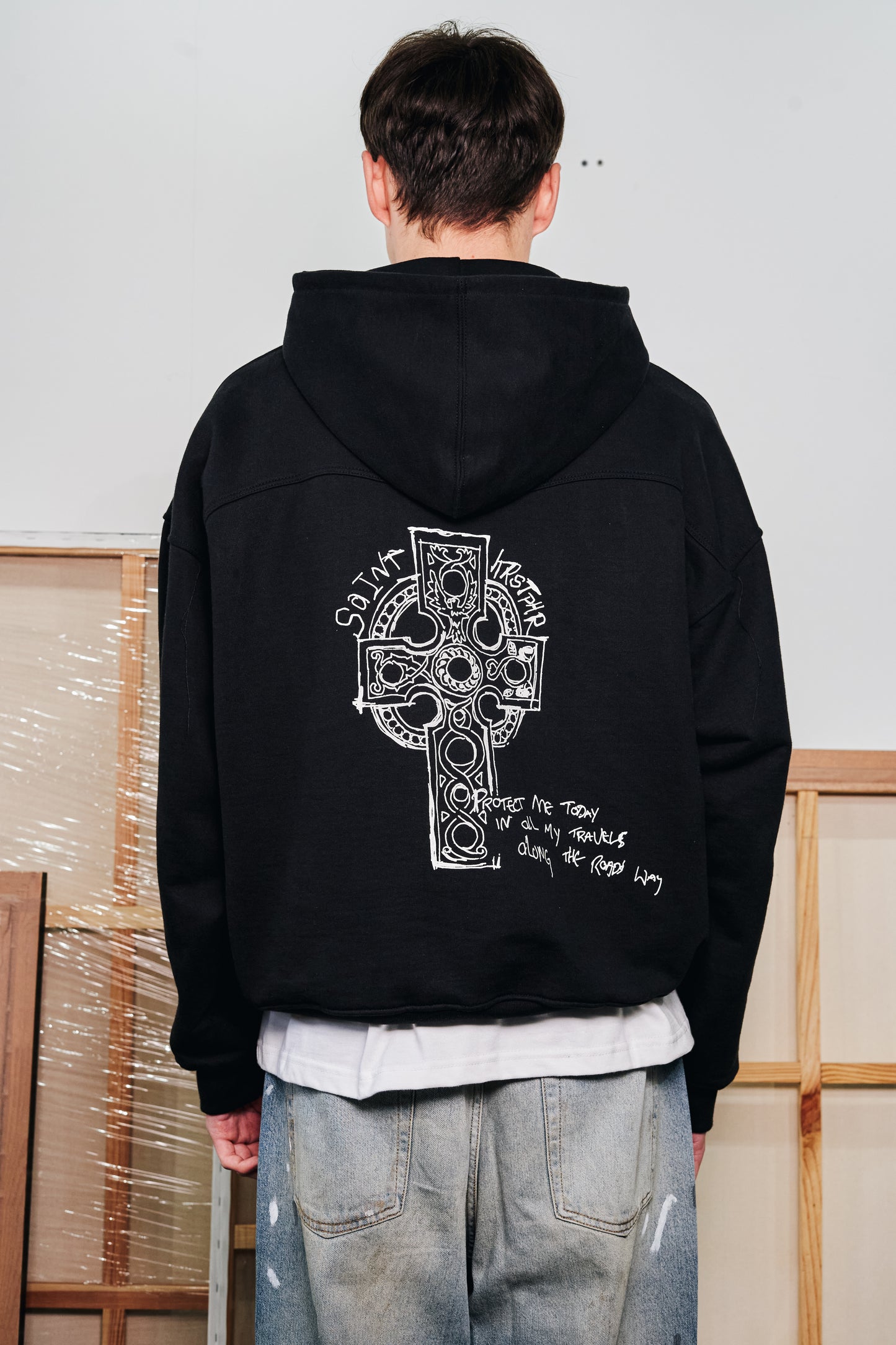 CROSS HOODIE